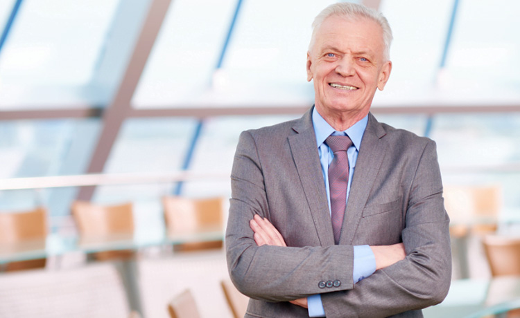 Embaucher un senior = se renforcer avec un collaborateur stable et fidèle